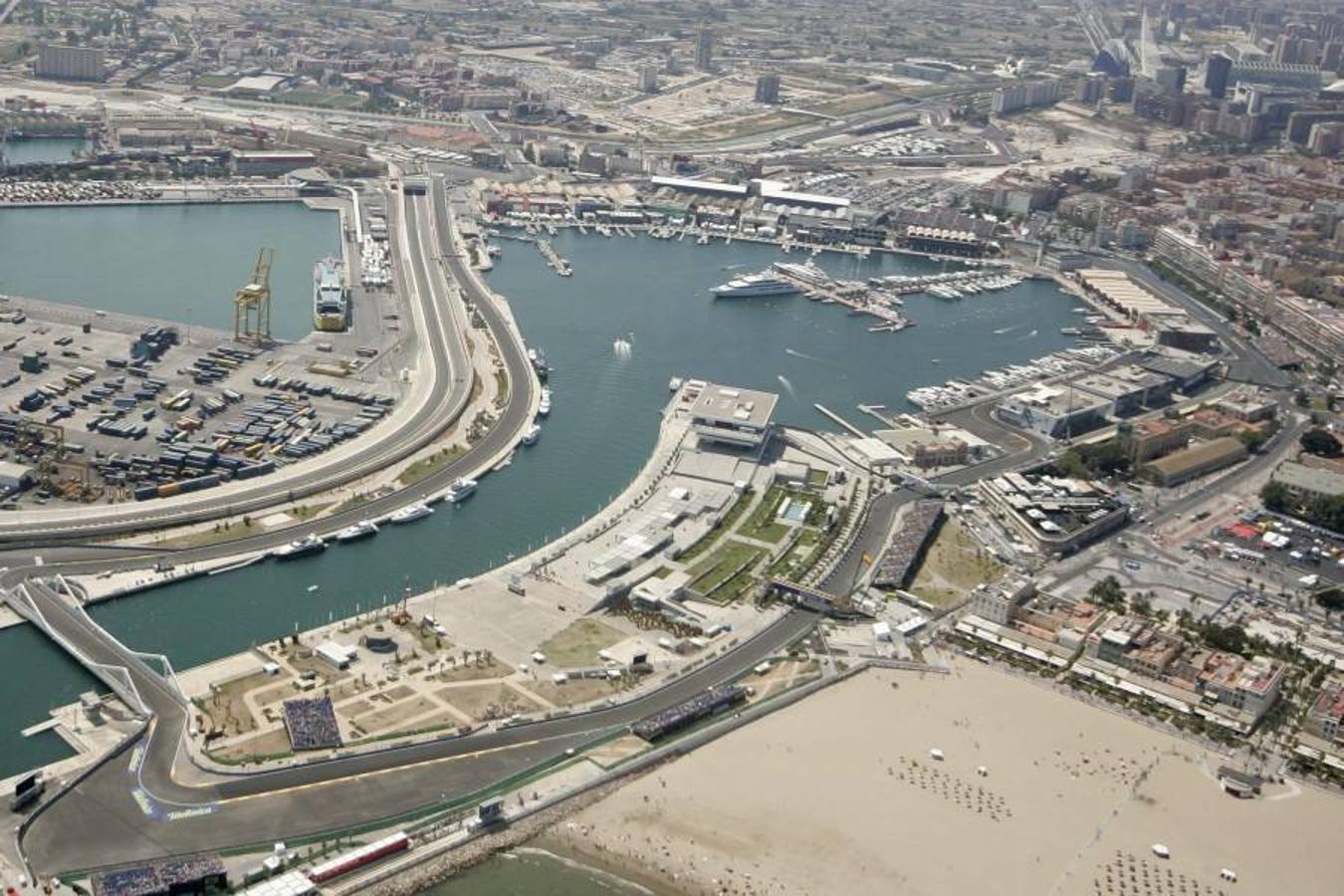 Fotos de la Marina Real Juan Carlos I de Valencia