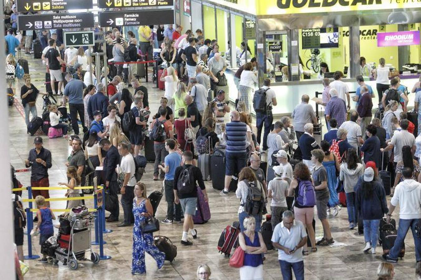 Día de mayor actividad en el Aeropuerto Alicante - Elche