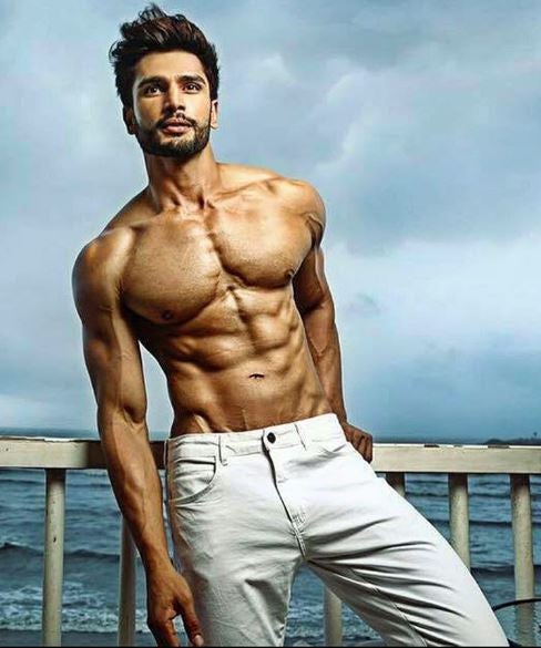 Fotos de Rohil Khandelwal, &#039;Míster Mundo 2016&#039;