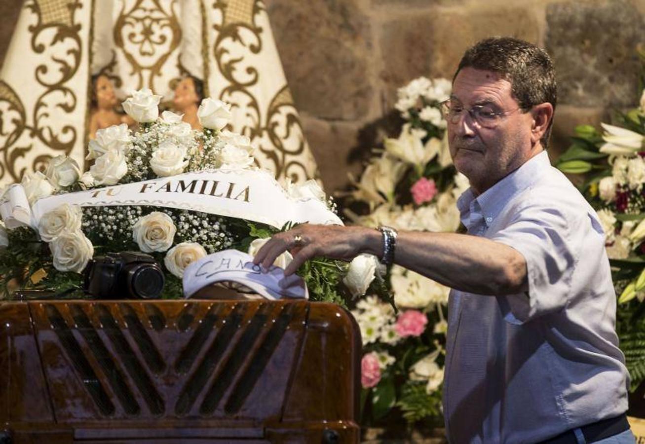 Fotos del homenaje a Canito en la plaza de toros de Valencia