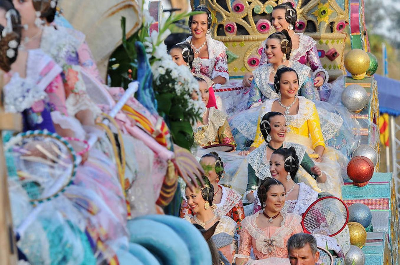 Fotos de la Batalla de Flores 2016 de la Feria de Julio de Valencia