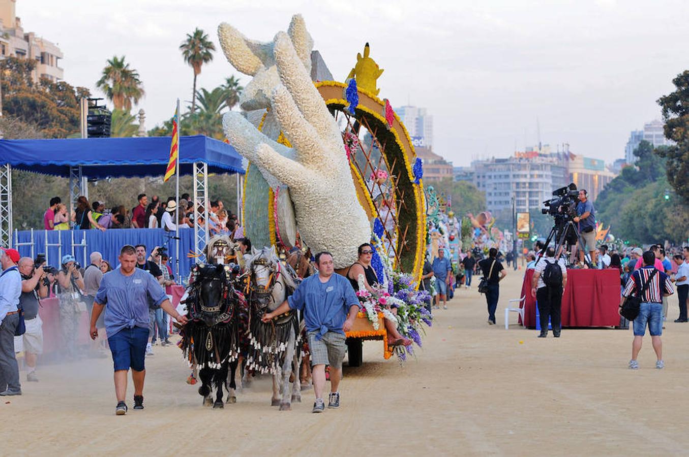 Fotos de la Batalla de Flores 2016 de la Feria de Julio de Valencia