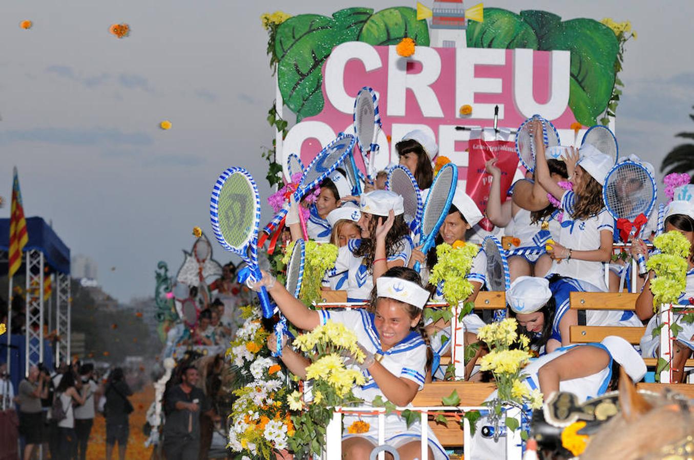 Fotos de la Batalla de Flores 2016 de la Feria de Julio de Valencia