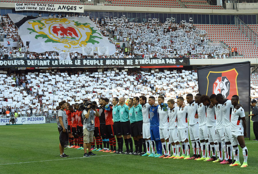 Fotos de las camisetas conmemorativas en Niza