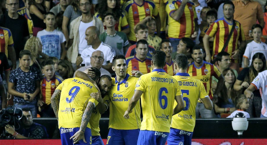 Fotos del partido entre el Valencia CF y la UD Las Palmas