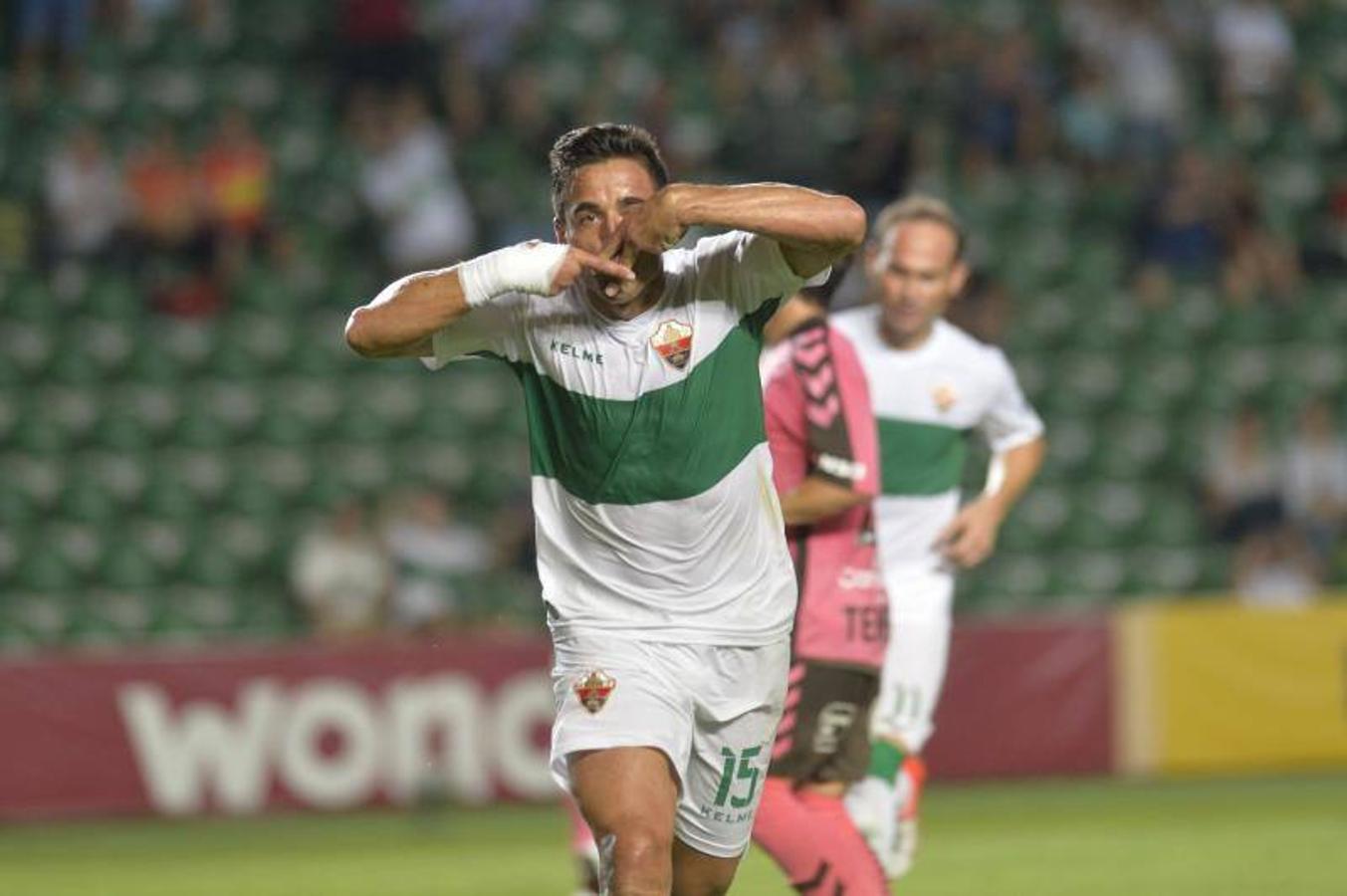 Las mejores imágenes del Elche - Tenerife