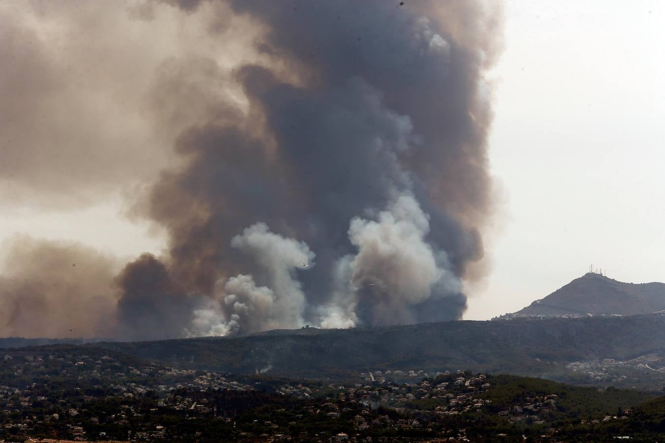 Fotos del incendio de la Granadella, en Xàbia y Benitatxell