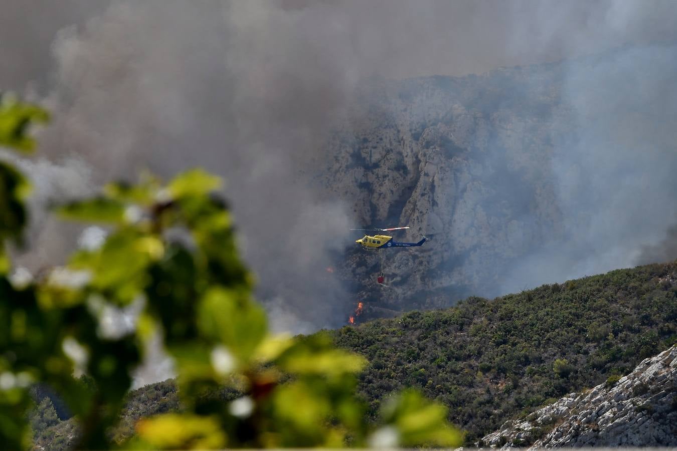 Fotos del incendio de la Granadella, en Xàbia y Benitatxell