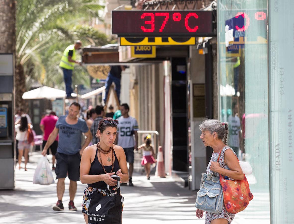 Los termómetros rozan los 43 grados en la provincia en el día más caluroso del año