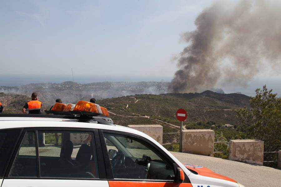 Fotos del incendio de la Granadella, en Xàbia y Benitatxell