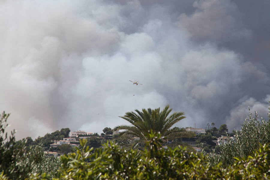 Fotos del incendio de la Granadella, en Xàbia y Benitatxell