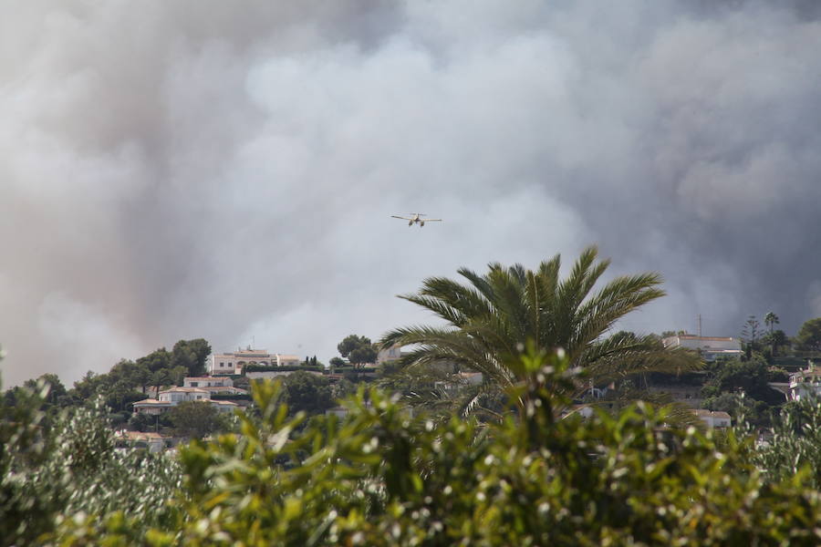 Fotos del incendio de la Granadella, en Xàbia y Benitatxell