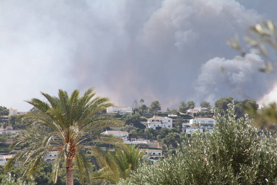 Fotos del incendio de la Granadella, en Xàbia y Benitatxell