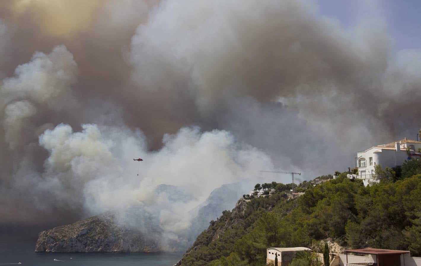 Fotos del incendio de la Granadella, en Xàbia y Benitatxell