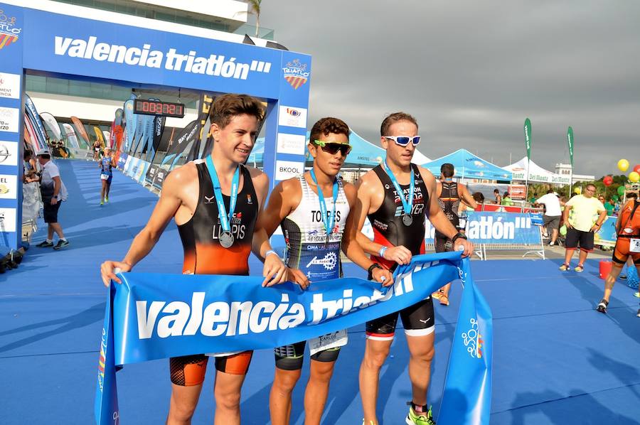 Fotos del triatlón en la Marina Real (domingo 11 de septiembre)