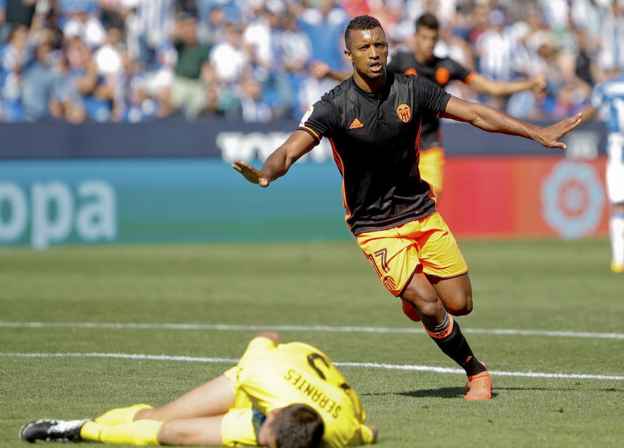 Las fotos de la victoria del Valencia en Butarque ante el Leganés (1-2)