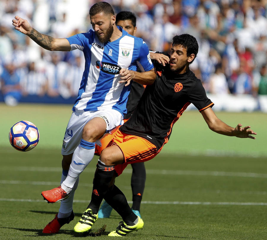 Las fotos de la victoria del Valencia en Butarque ante el Leganés (1-2)