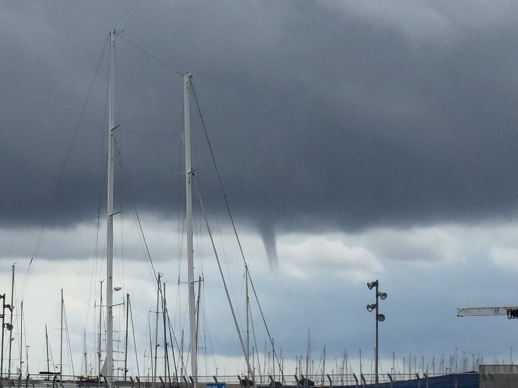 Fotos de las mangas marinas en Valencia