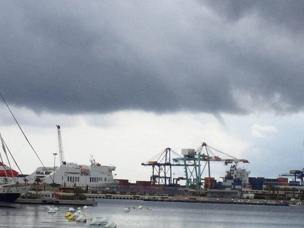 Fotos de las mangas marinas en Valencia