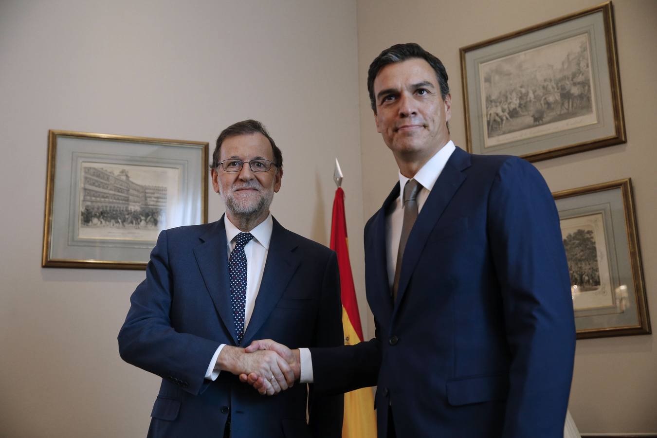 Tras las segundas elecciones, fue Sánchez el que votó 'no' a un gobierno presidido por Mariano Rajoy.