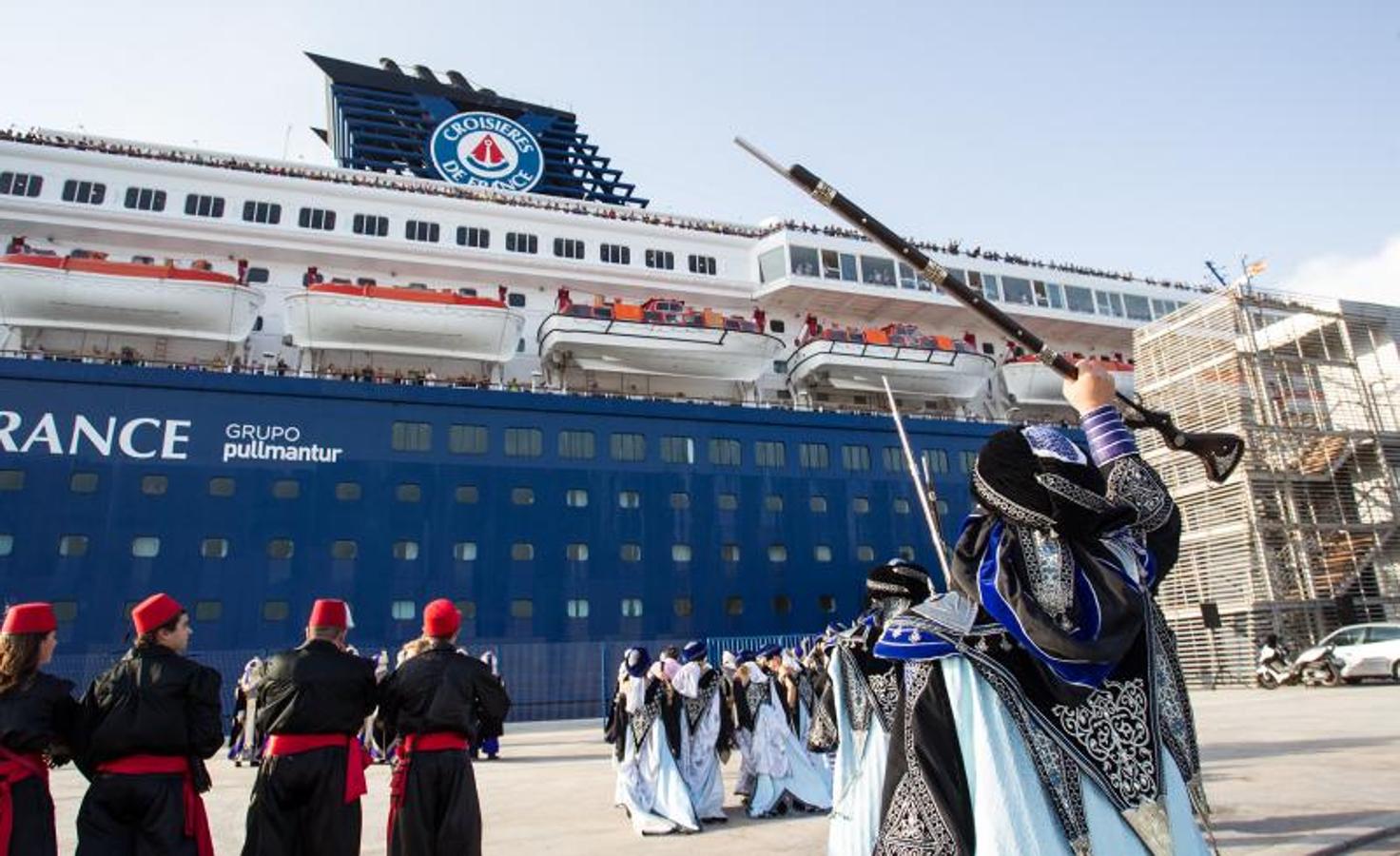 Alicante se estrena como puerto base de cruceros