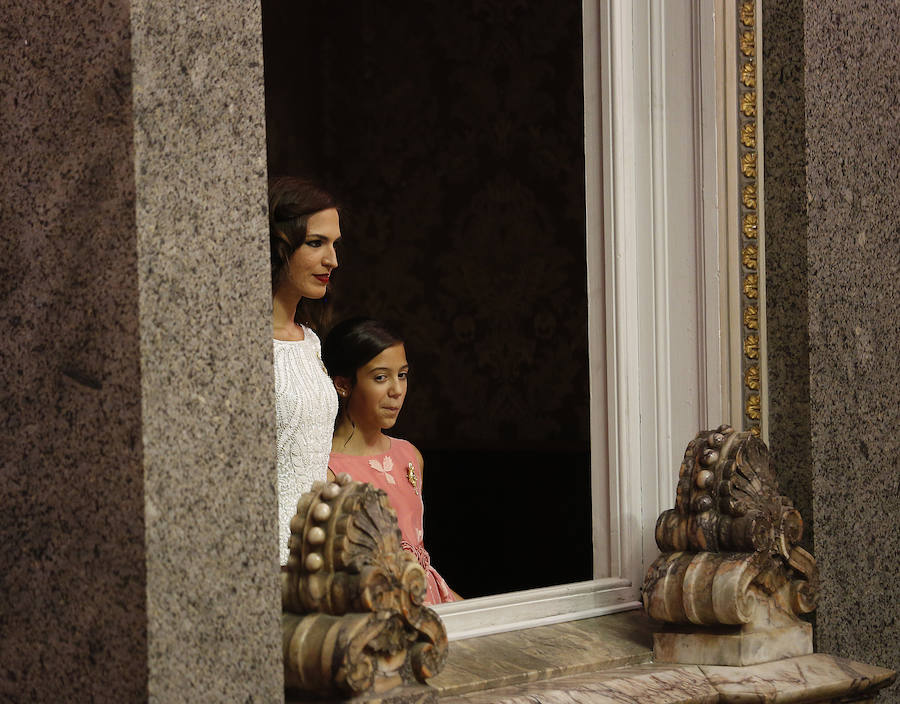 Fotos de la proclamación de Raquel Alario y Clara Parejo como falleras mayores de Valencia 2017