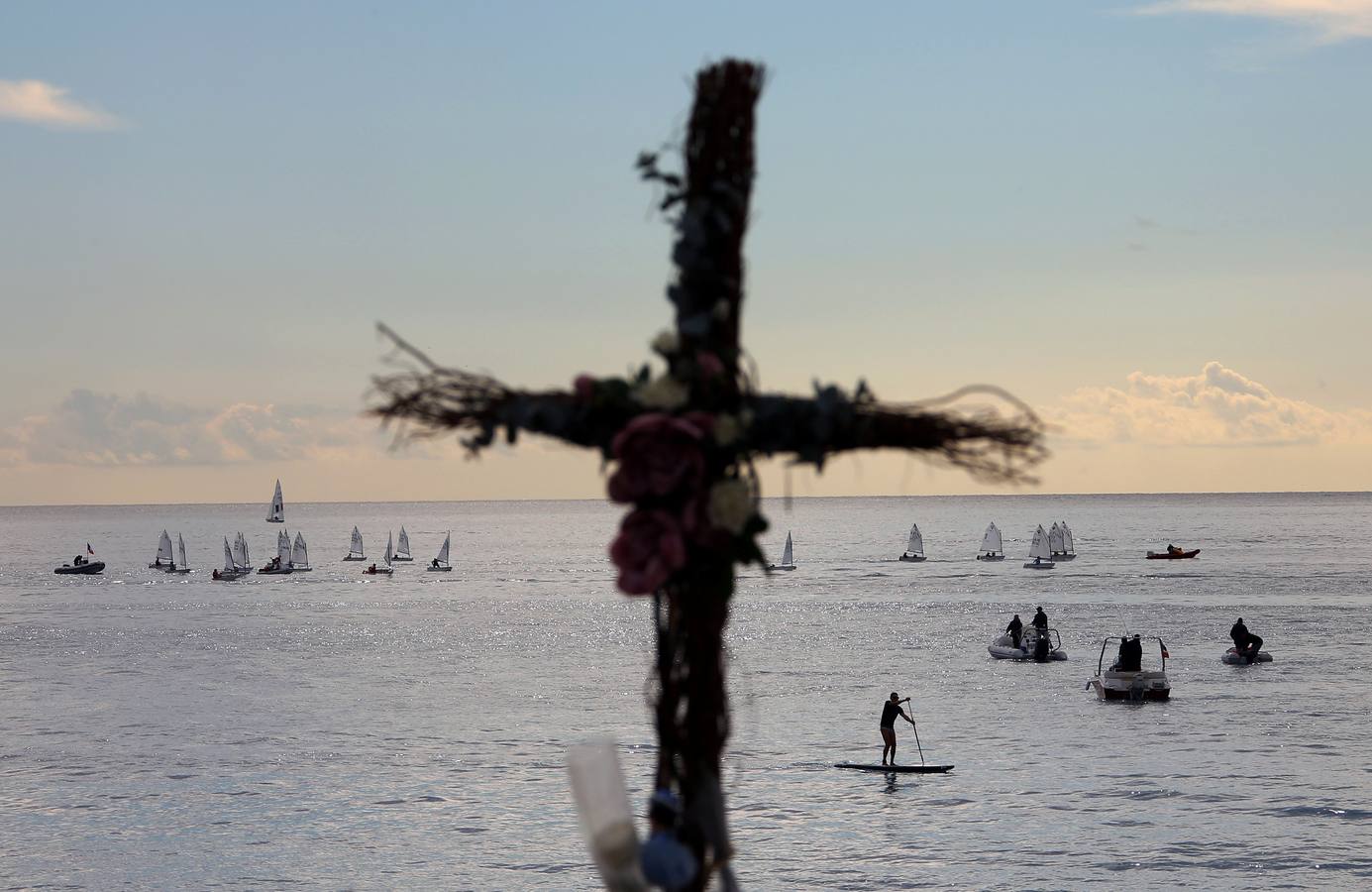 Homenaje a las víctimas del ataque de Niza, frente al paseo de los ingleses. / REUTERS/Eric Gaillard