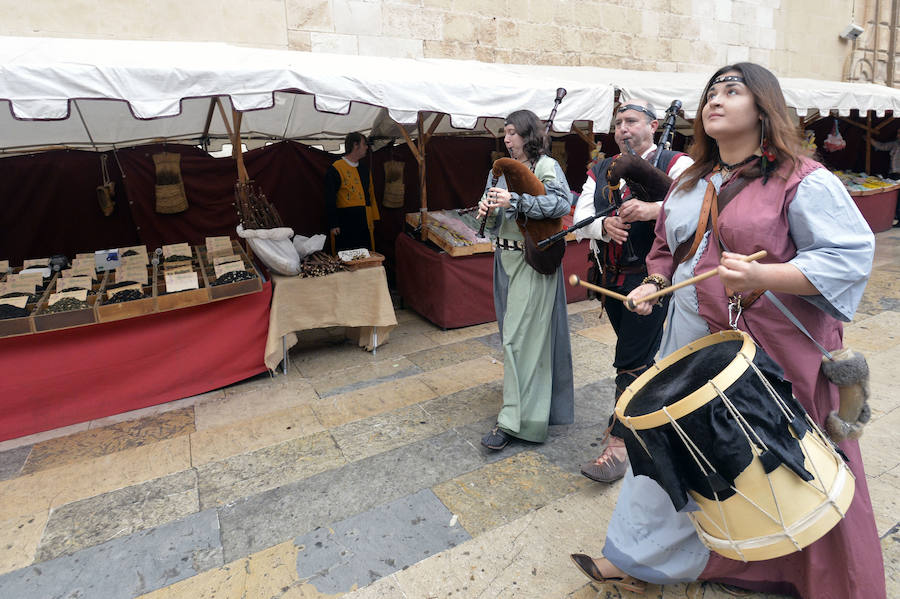 Mercado medieval pasado por agua