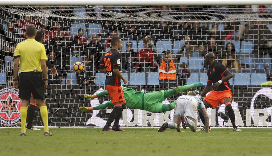 Imágenes del encuentro entre el Celta de Vigo y el Valencia CF