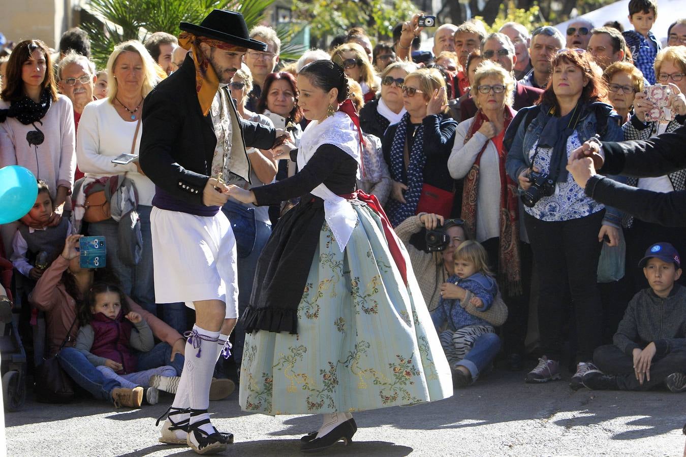 Fotos de la celebración de los 100 años de la primera piedra del Mercado Central