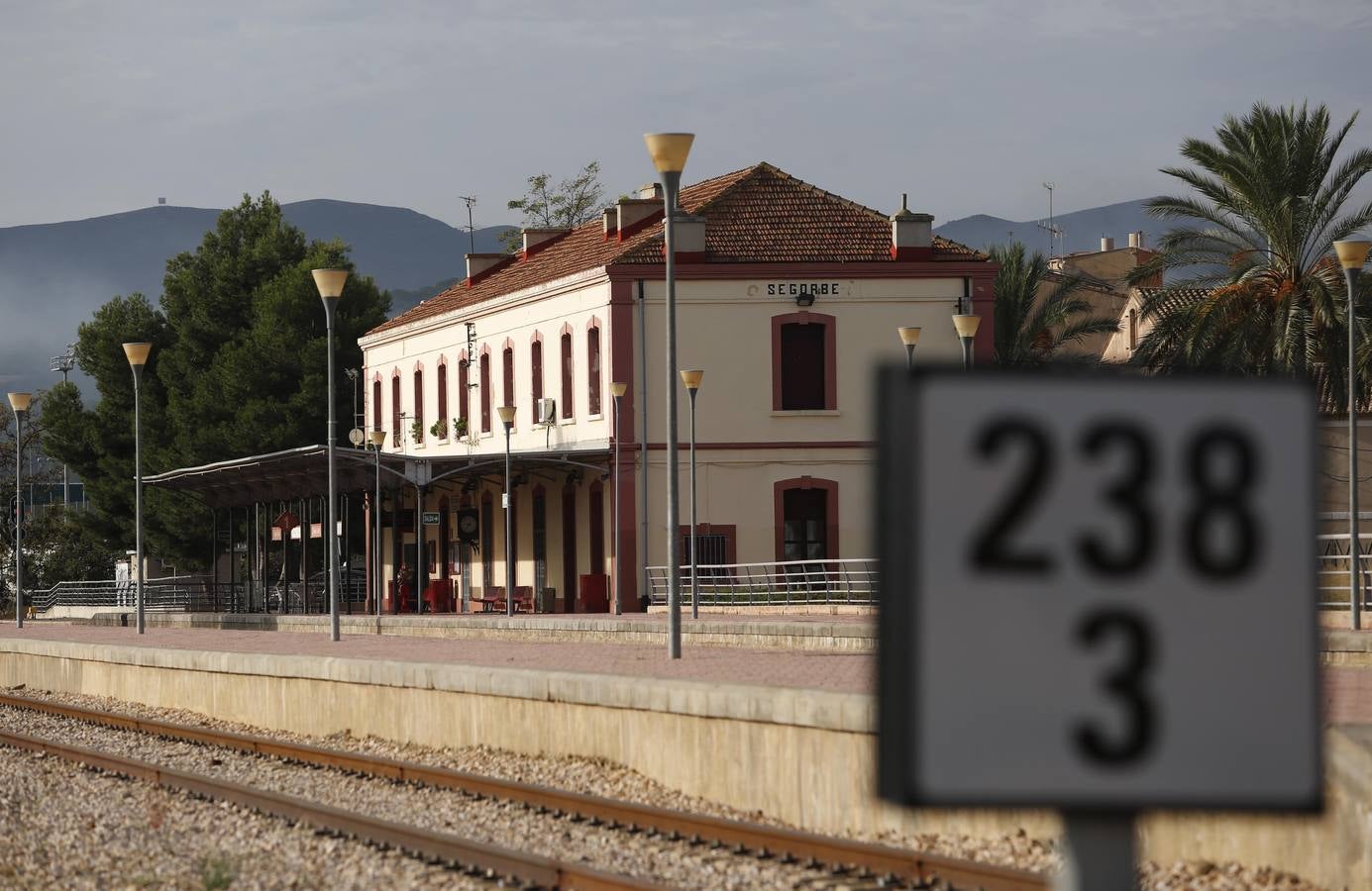 Fotos de la línea de tren Valencia-Zaragoza