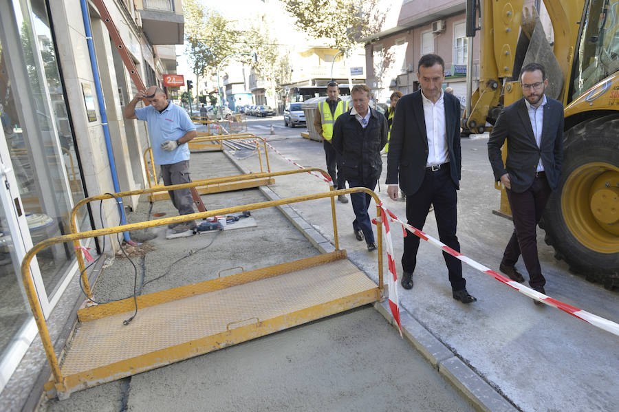 Actuación para el arreglo de aceras en Elche