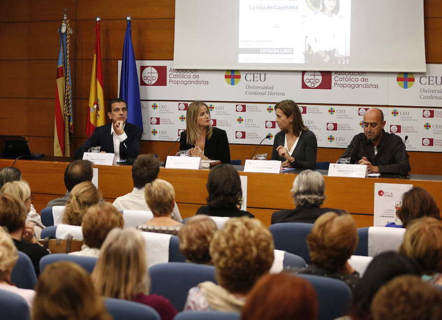 Fotos del Aula LAS PROVINCIAS con Carmen Posadas