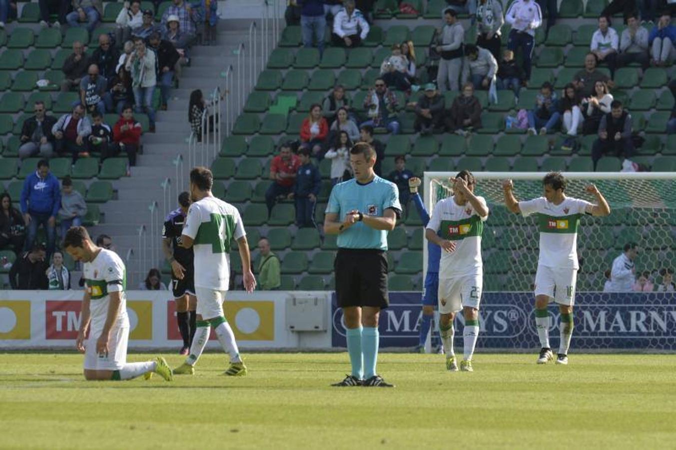 Las mejores imágenes del Elche - Valladolid (2-0)