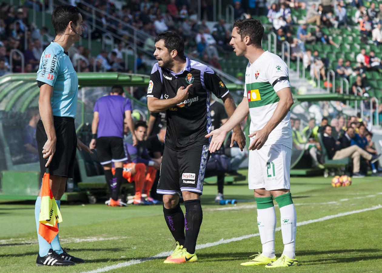 Las mejores imágenes del Elche - Valladolid (2-0)