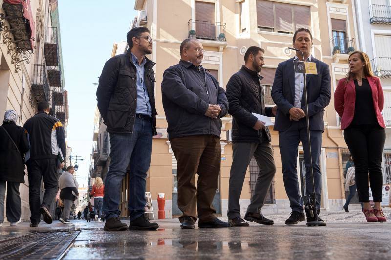 Comercio combina compras y turismo en la calle Mayor