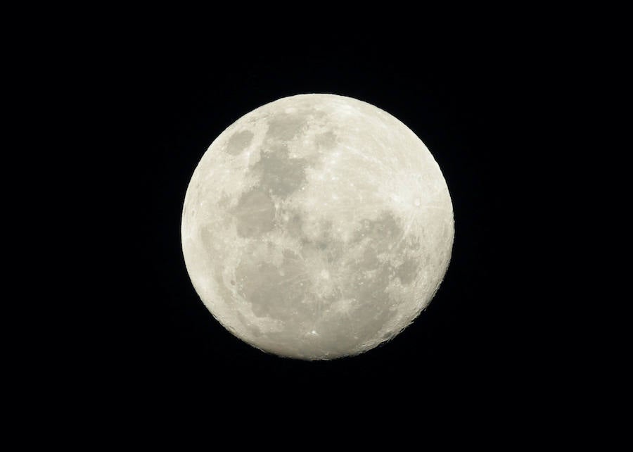 Así se ve la superluna 2016