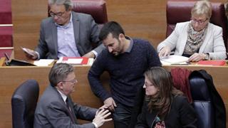 Las imágenes del Pleno de Les Corts