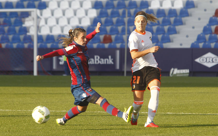 Fotos del Levante UD - Valencia CF femenino