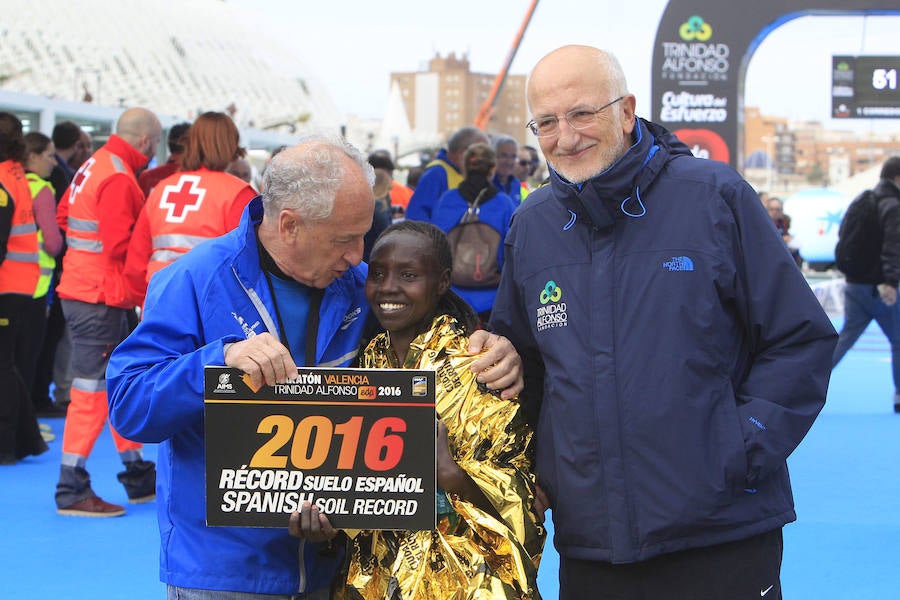 Fotos del Maratón de Valencia 2016 (V)