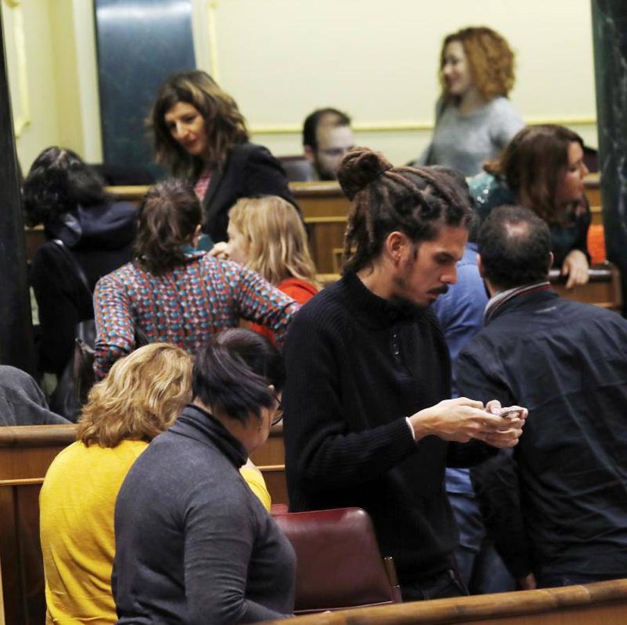 Minuto de silencio en el Congreso por la muerte de Rita Barberá