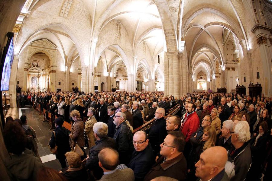 Fotos de la misa por Rita Barberá en la Catedral de Valencia