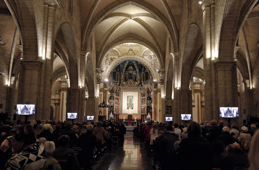 Fotos de la misa por Rita Barberá en la Catedral de Valencia