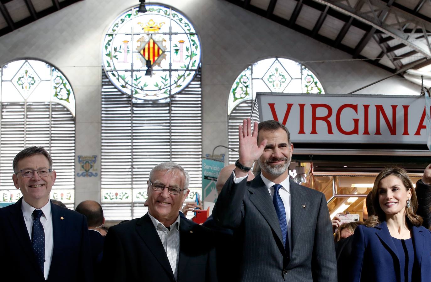 Fotos de la visita de los Reyes al Mercado Central de Valencia