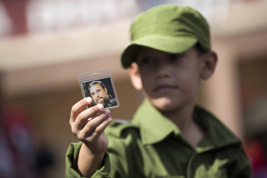 Fidel Castro vuelve a la cuna de la revolución para su último adiós