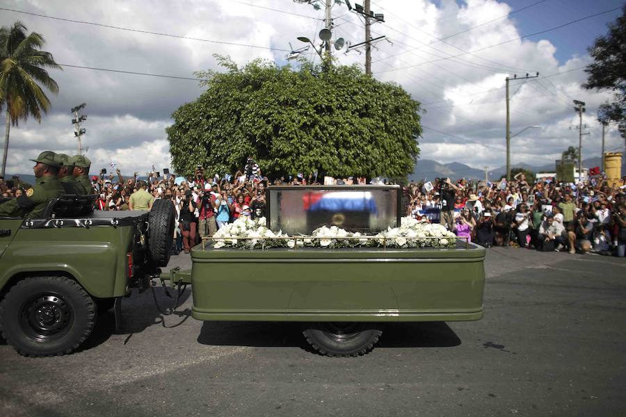 Fidel Castro vuelve a la cuna de la revolución para su último adiós