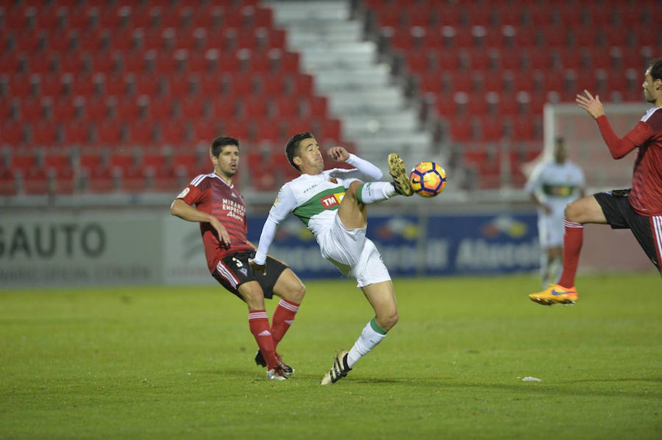 Las imágenes del Mirandés - Elche (1-0)