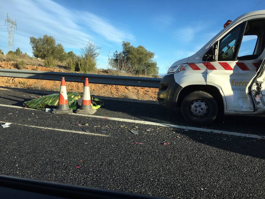 El accidente de un camión corta la A-3 en Villargordo del Cabriel