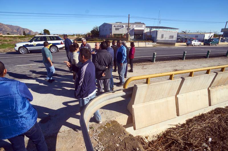 Vecinos muestran los daños del temporal en Molins