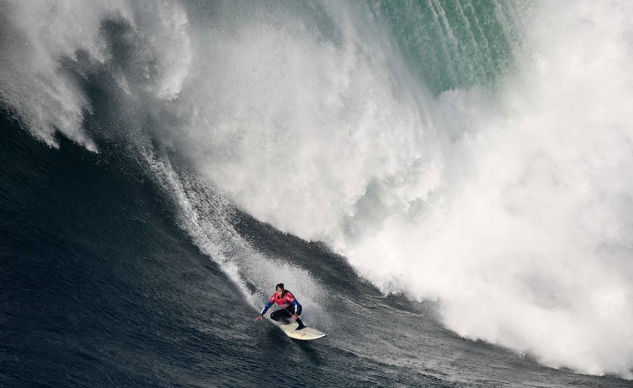 Fotos de Nazare, el mejor lugar del mundo para surfear